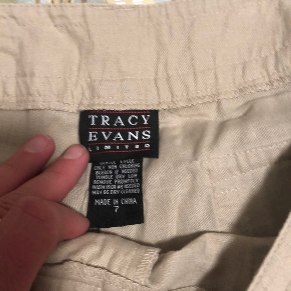 Linen Capris - Picture 3 of 4